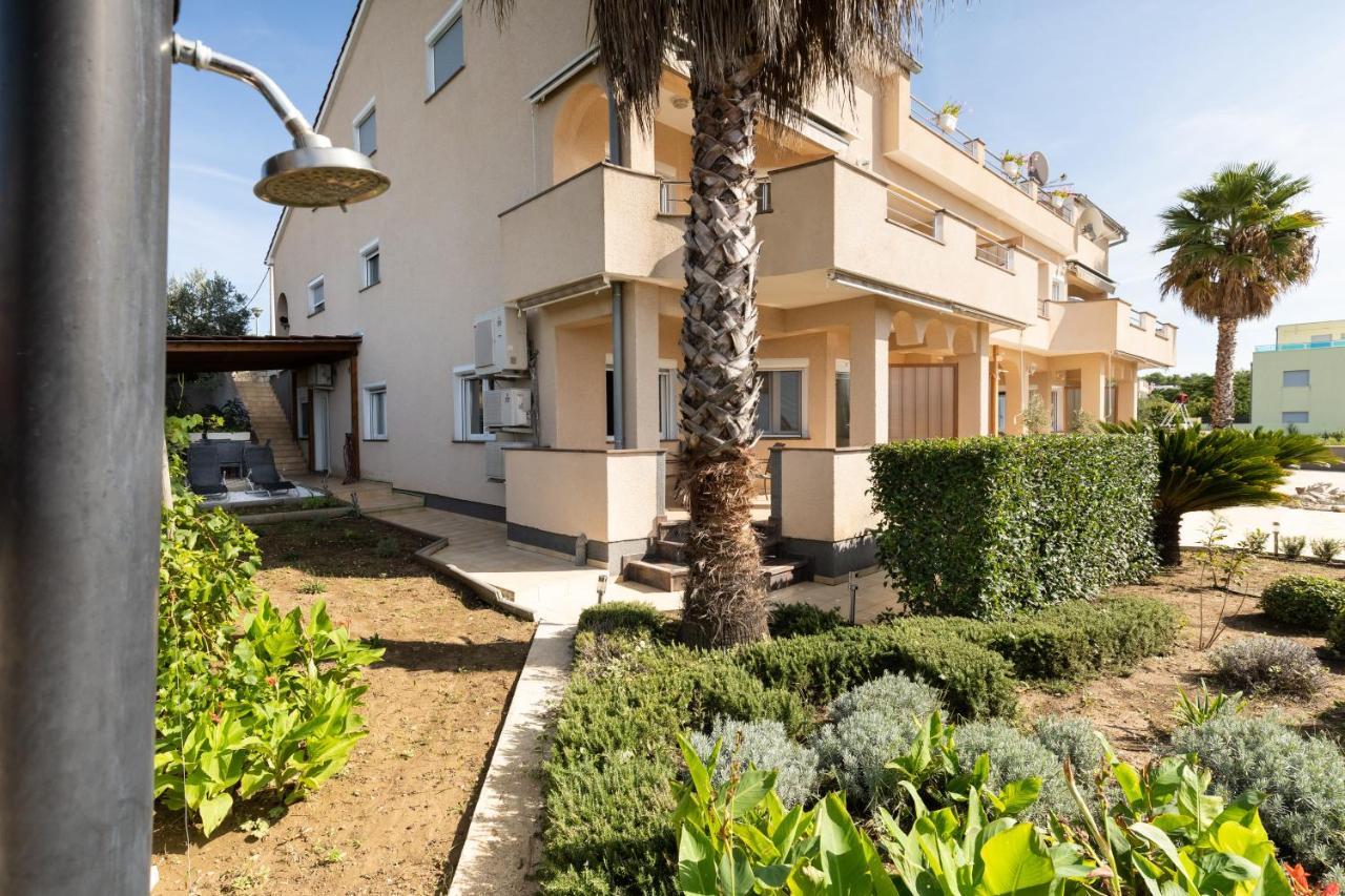 Apartmani Niko Kožino Extérieur photo