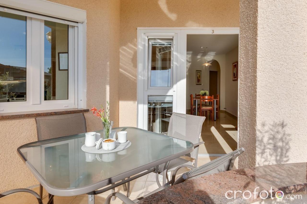 Apartmani Niko Kožino Extérieur photo